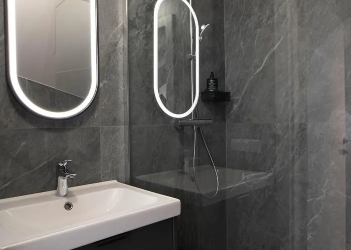 Strome Zbocze דירה